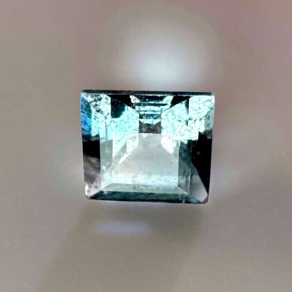 Natural Aquamarine 0,57 ct - RARE - 5 x 5 mm