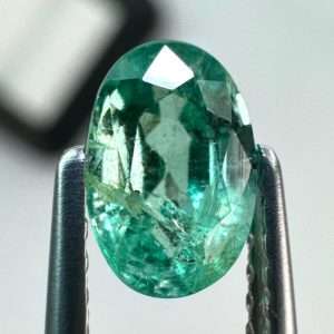 Natural Emerald 0.82 ct  - Faceted Gemtones