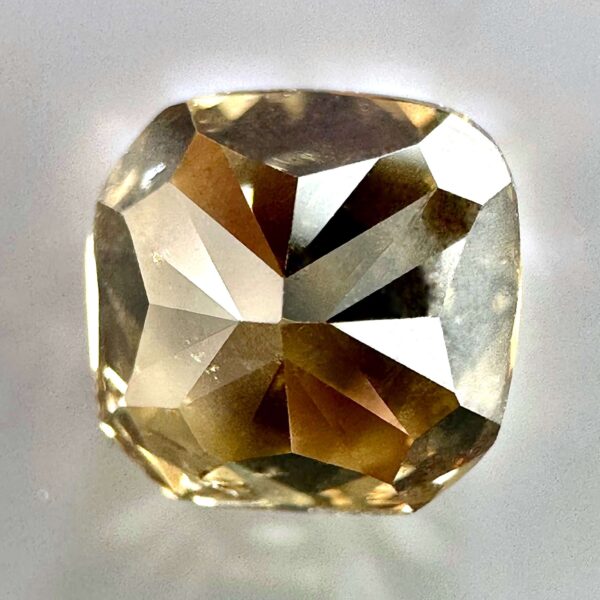 Diamond 0.81 ct - With full Gem Report Antwerp certificate