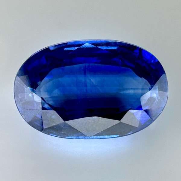 This 3.34 carat Kyanite is a rare gemstone with a vibrant blue color. Natural and untreated, it has beautiful clarity and is an ideal size for creating high-end jewelry. Originating from Nepal, this rare gemstone is perfect for collectors and designers looking for a unique gemstone.