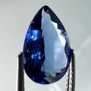 Genuine Tanzanite 2.95 ct - RARE - Faceted Tanzanite