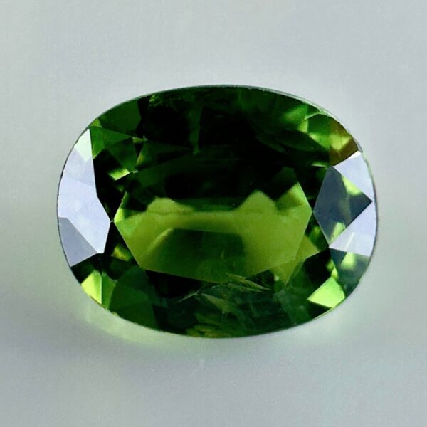 Buy Green Sapphire - Natural Sapphire Thailand