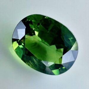 Rare Natural Green Sapphire 0.98 ct - Unique Gemstone