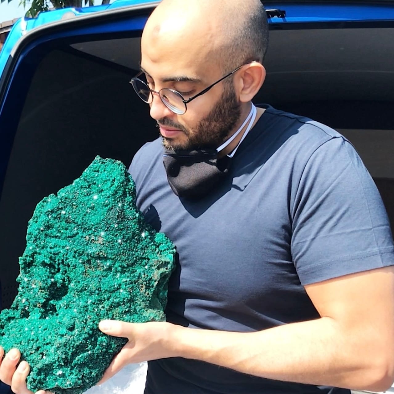 Gemologist and finder gems