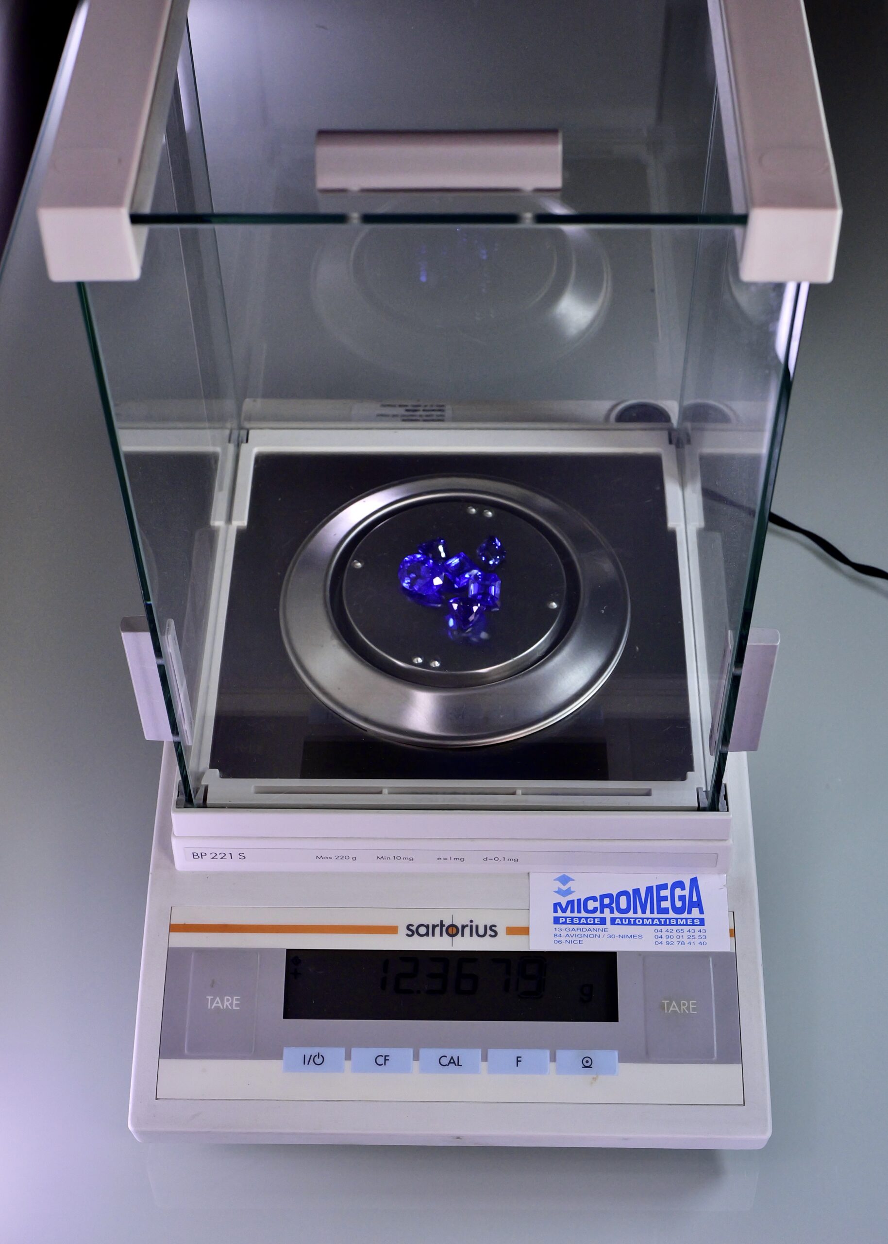 Analytical Hydrostatic Balance